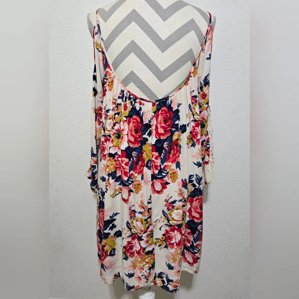 Umgee Floral Cold Shoulder Tunic Mini Dress Crochet Lace Sleeves Size Medium - Picture 6 of 11